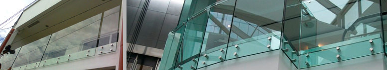 Skleněn&eacute; z&aacute;bradl&iacute; PlotyCZ B&iacute;lovec